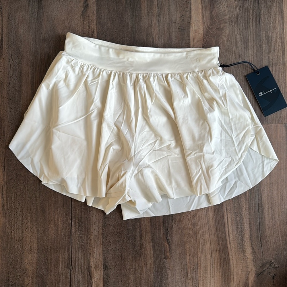 Champion Natural Court shorts